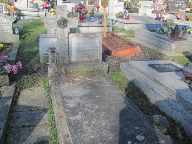 Grób Wacław Zaremba